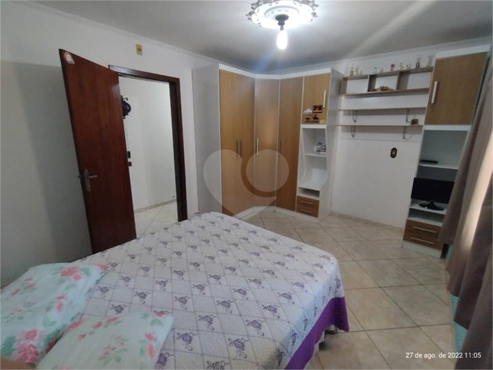 Foto REO726358