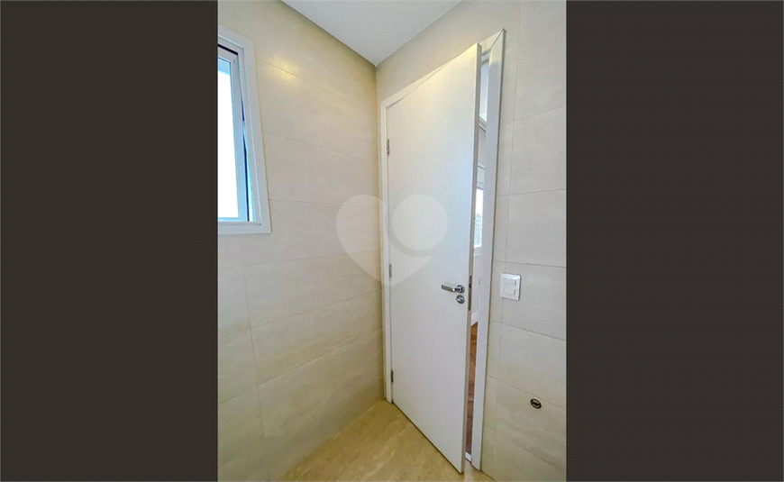 Foto REO729424