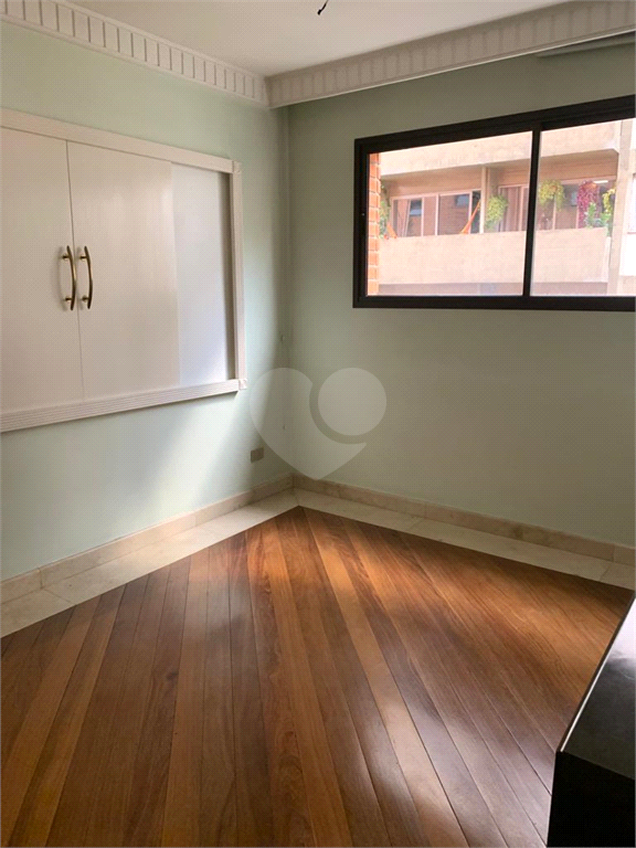 Venda Apartamento São Paulo Moema REO729661 33