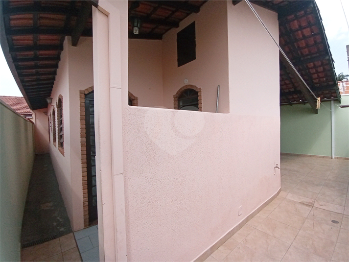 Foto REO730109