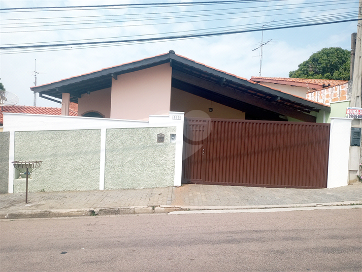 Foto REO730109