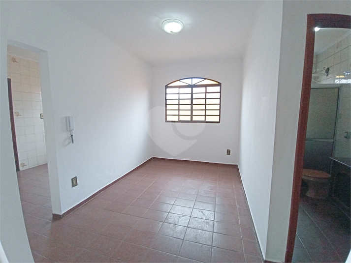 Foto REO730109