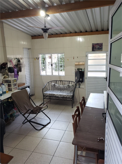 Foto REO730227