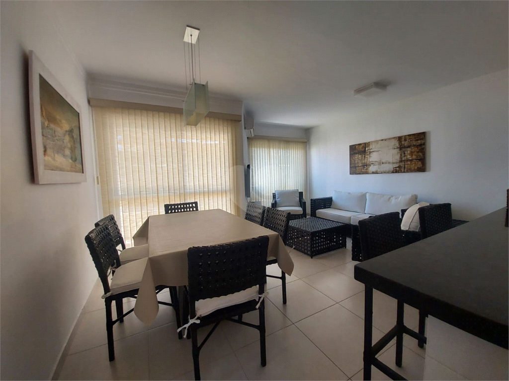 Venda Apartamento Guarujá Enseada REO730353 4