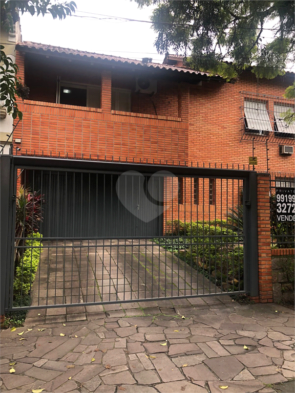 Venda Casa Porto Alegre Rio Branco REO730538 23