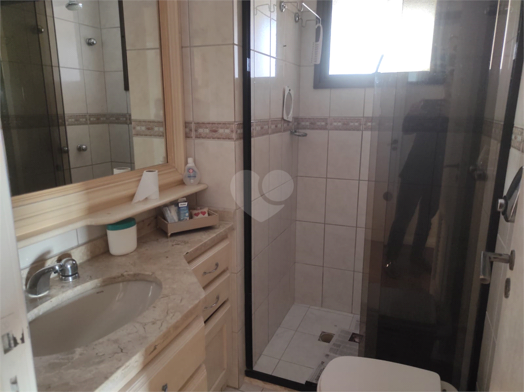 Venda Apartamento Porto Alegre Auxiliadora REO730567 13