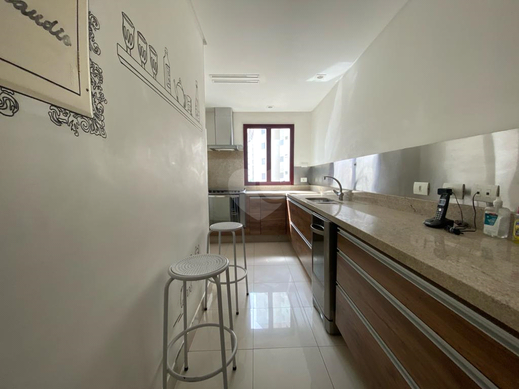 Venda Apartamento São Paulo Santana REO730619 32