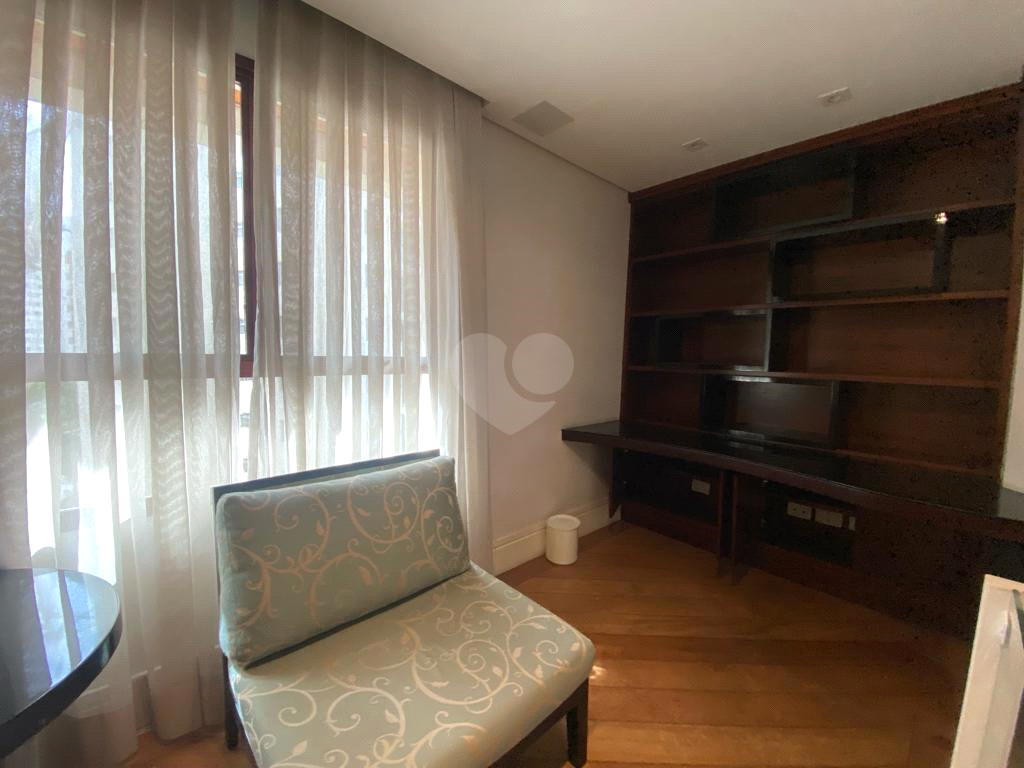 Venda Apartamento São Paulo Santana REO730619 18