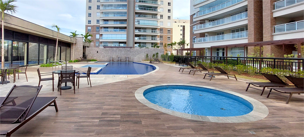 Venda Apartamento Valinhos Vila Embaré REO730869 65