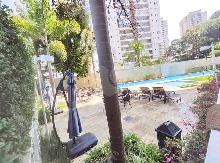 Foto REO730955