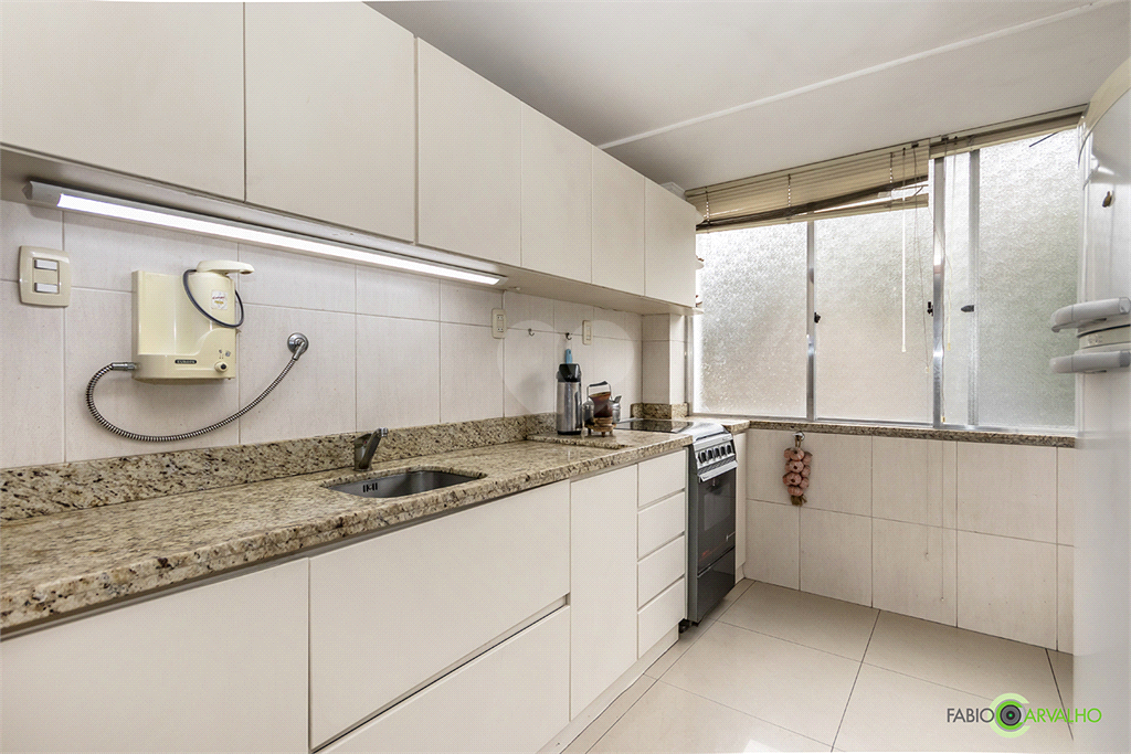 Venda Apartamento Porto Alegre Petrópolis REO730979 19