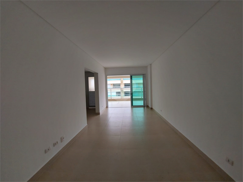 Venda Apartamento Guarujá Enseada REO731146 3