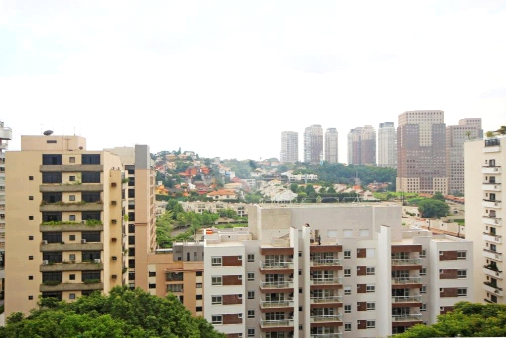 Venda Apartamento São Paulo Real Parque REO731709 32