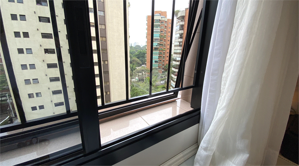 Venda Apartamento São Paulo Moema REO732987 16