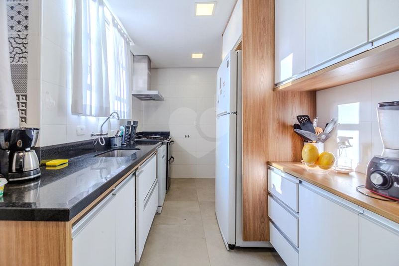 Venda Apartamento São Paulo Paraíso REO73619 32