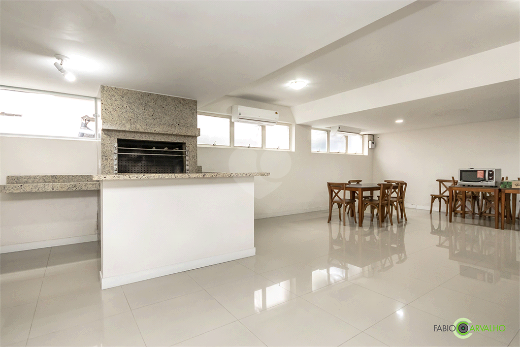 Venda Apartamento Porto Alegre Petrópolis REO736995 36