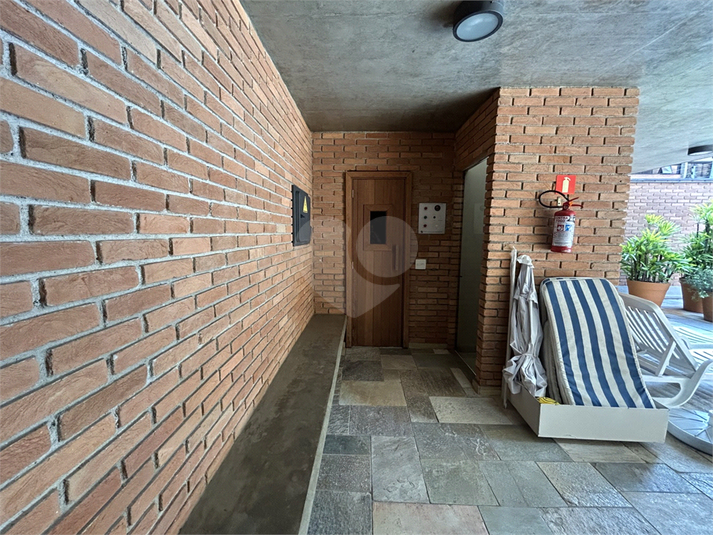 Foto REO737172