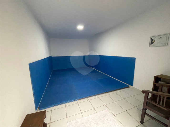 Foto REO740218