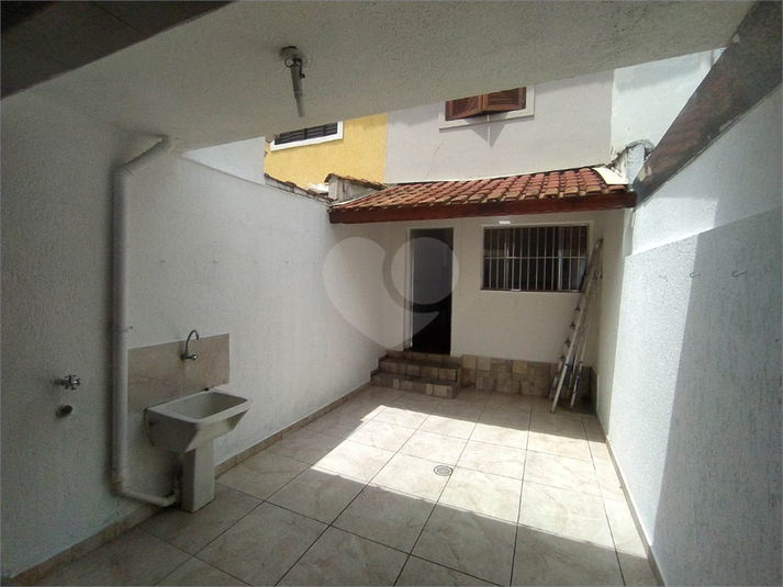Foto REO740306