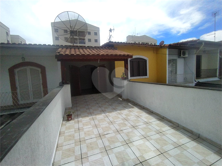 Foto REO740306