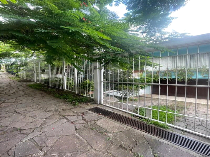 Venda Casa Porto Alegre Três Figueiras REO740563 12