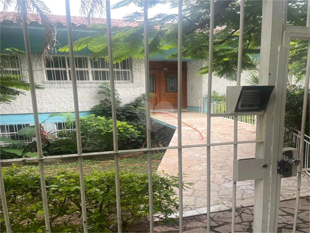 Venda Casa Porto Alegre Três Figueiras REO740563 10