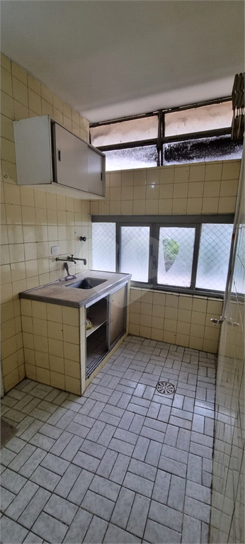 Venda Apartamento São Paulo República REO741054 3