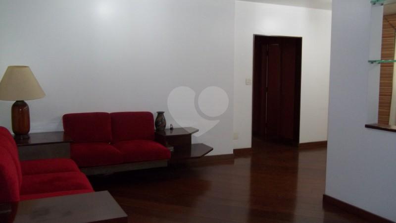 Foto REO74112