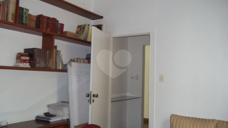Foto REO74112