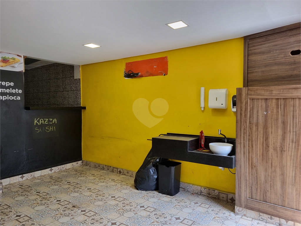 Venda Salão Comercial São Paulo Santo Amaro REO741227 3