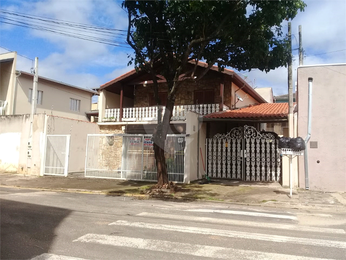 Foto REO741547