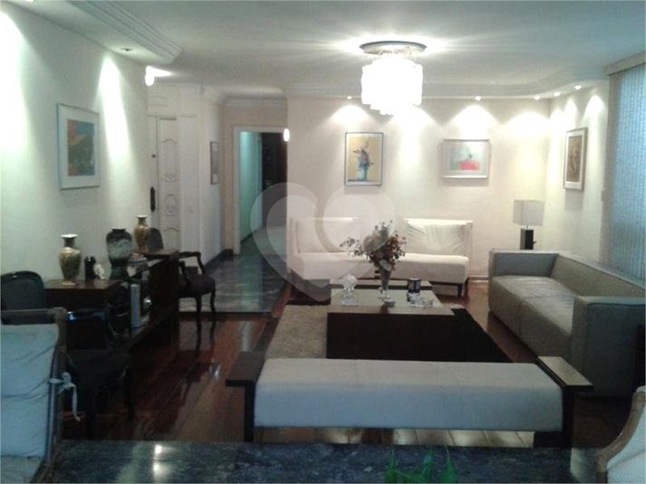 Foto REO741926