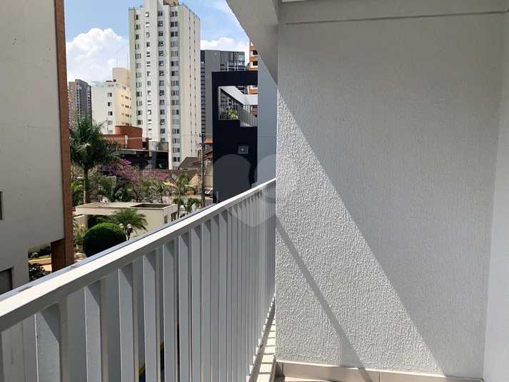 Foto REO742621