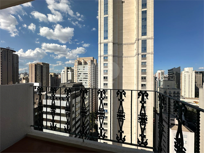 Foto REO742708