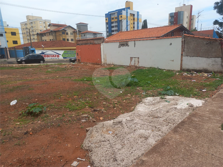 Venda Terreno São Carlos Loteamento Habitacional São Carlos 1 REO743713 8