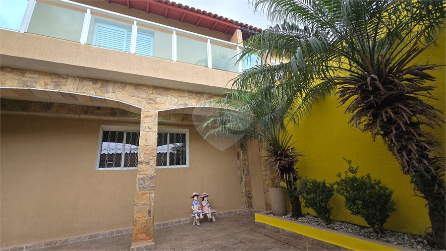 Foto REO744502