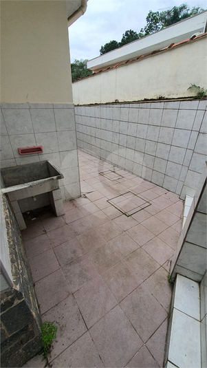 Foto REO746427