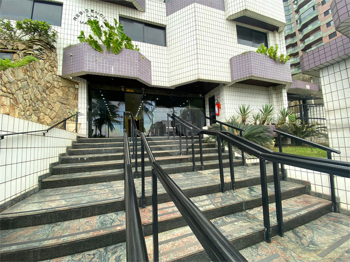 Foto REO746437