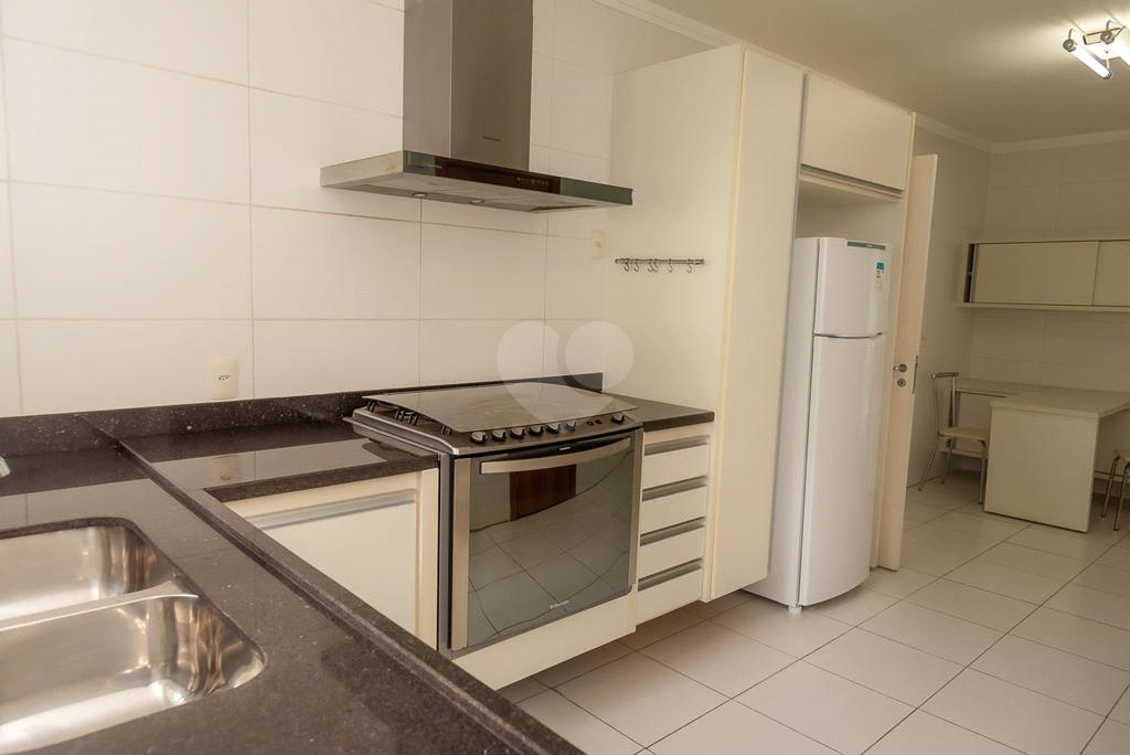 Venda Apartamento Guarujá Enseada REO746905 22