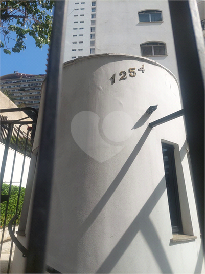 Foto REO748114