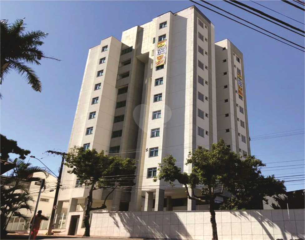 Venda Apartamento Belo Horizonte Santa Efigênia REO748323 3