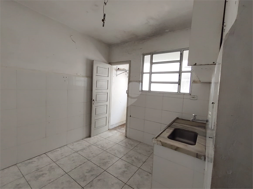 Venda Apartamento Santos Aparecida REO748454 10