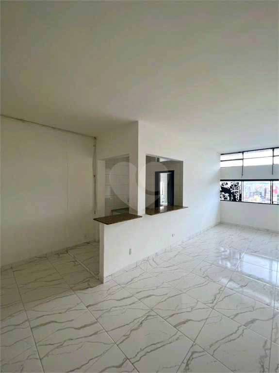 Venda Apartamento São Paulo República REO749718 5