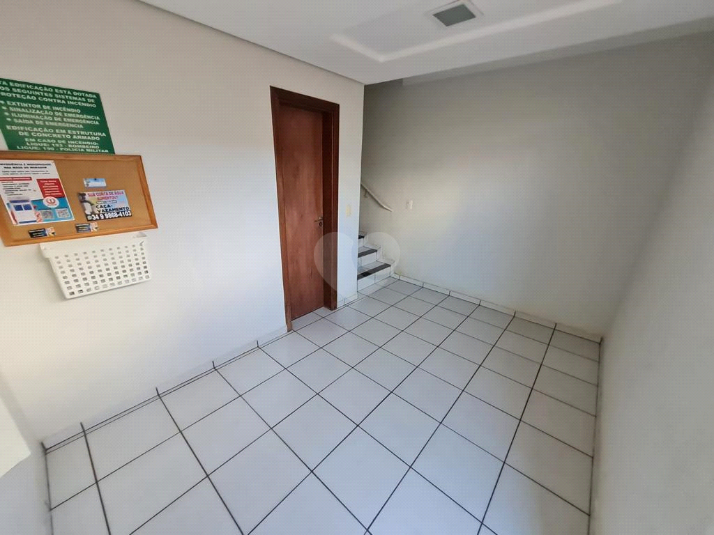 Venda Apartamento Uberlândia Santa Mônica REO750193 12