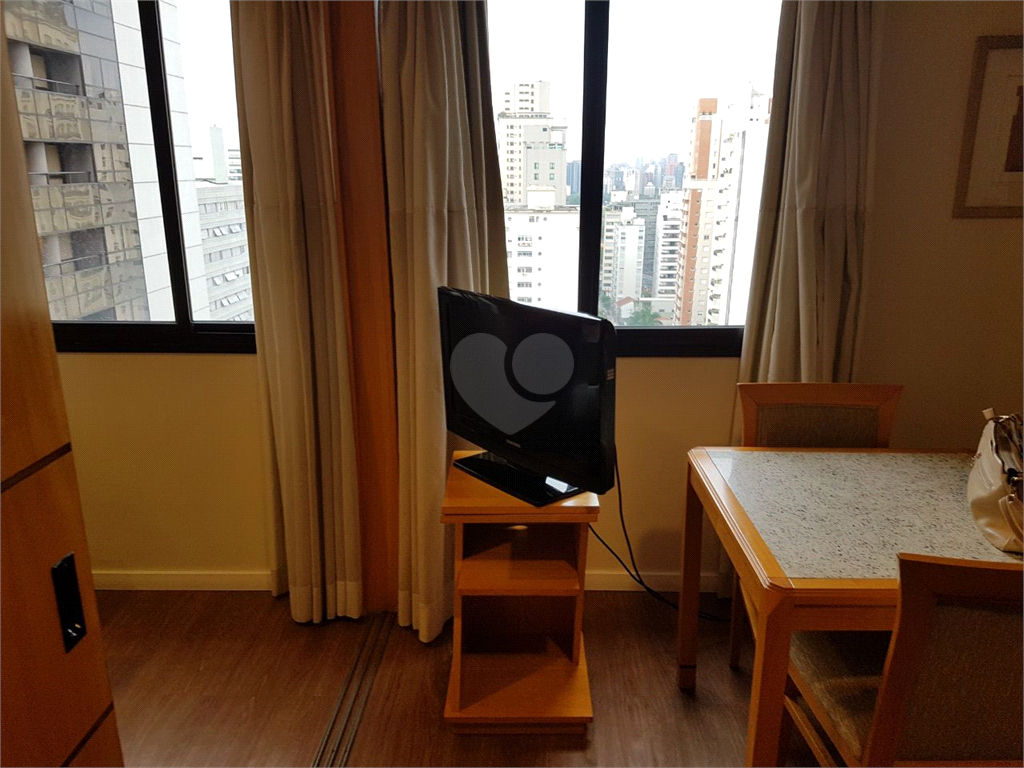 Venda Flat São Paulo Jardim Paulista REO750416 26