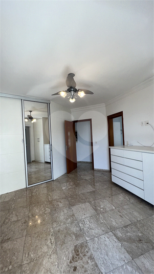 Foto REO750617