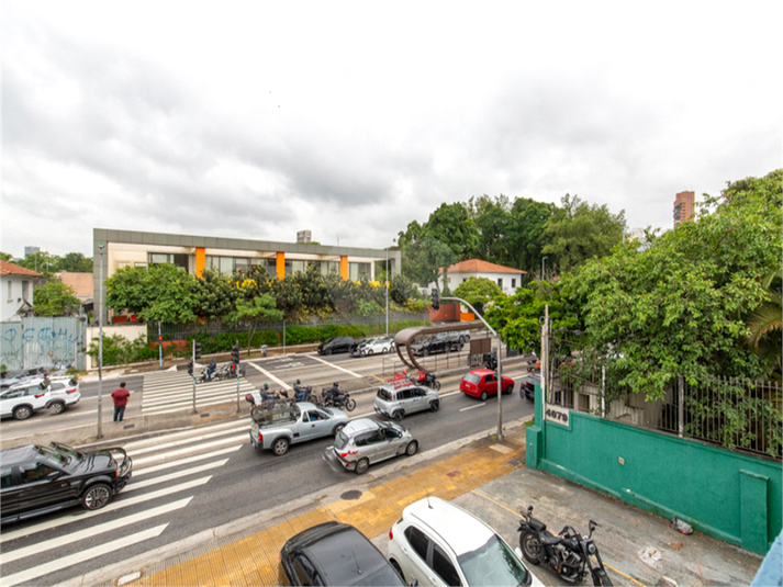 Foto REO751220