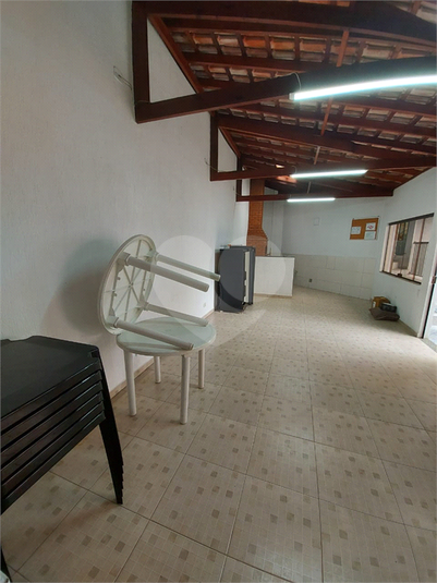 Foto REO751439
