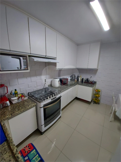 Foto REO751439