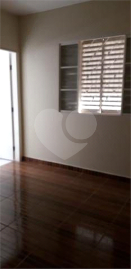 Foto REO751557